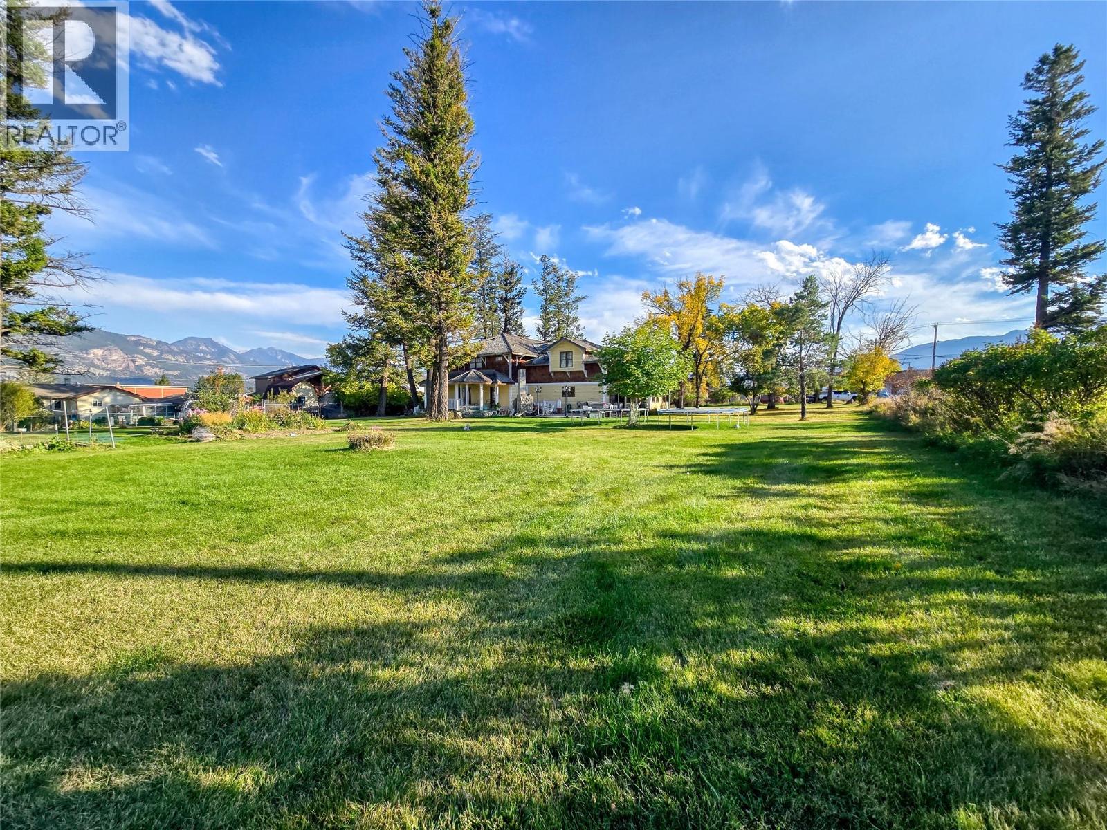1018 5th Street, Invermere, British Columbia  V0A 1K0 - Photo 22 - 10401832