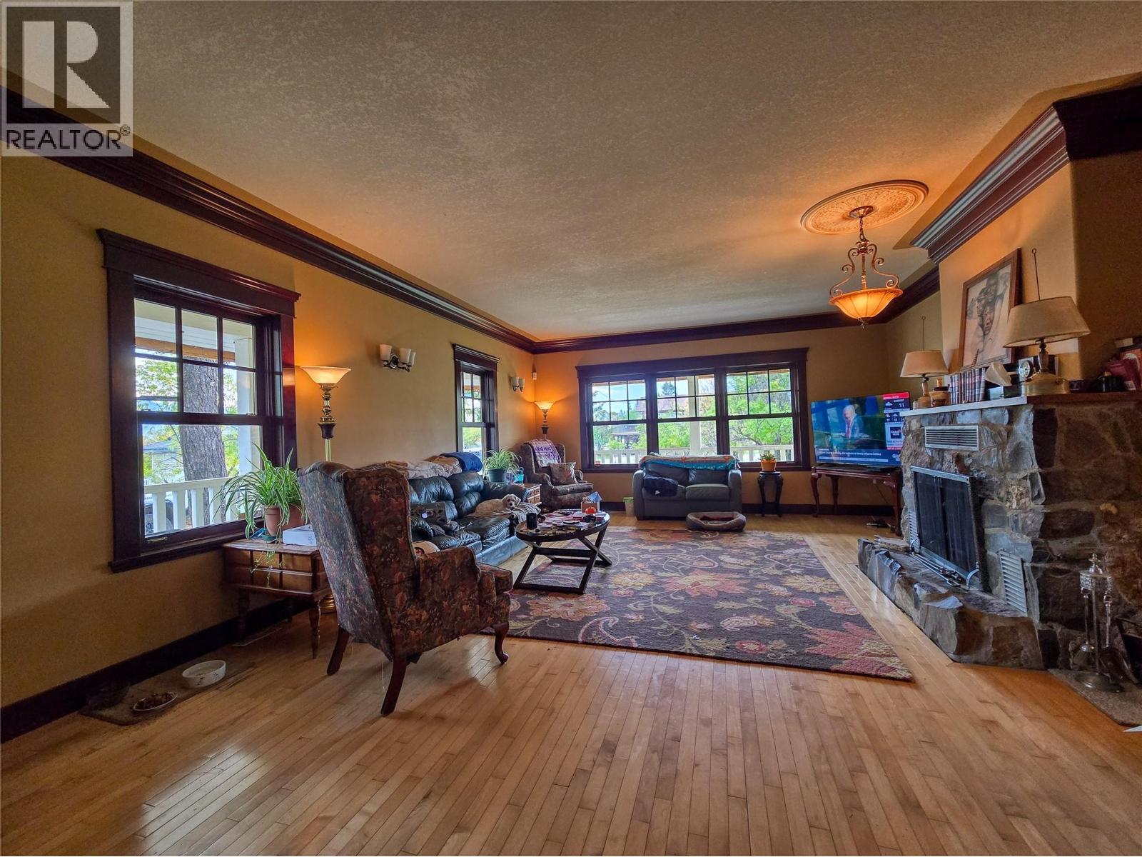 1018 5th Street, Invermere, British Columbia  V0A 1K0 - Photo 31 - 10401832