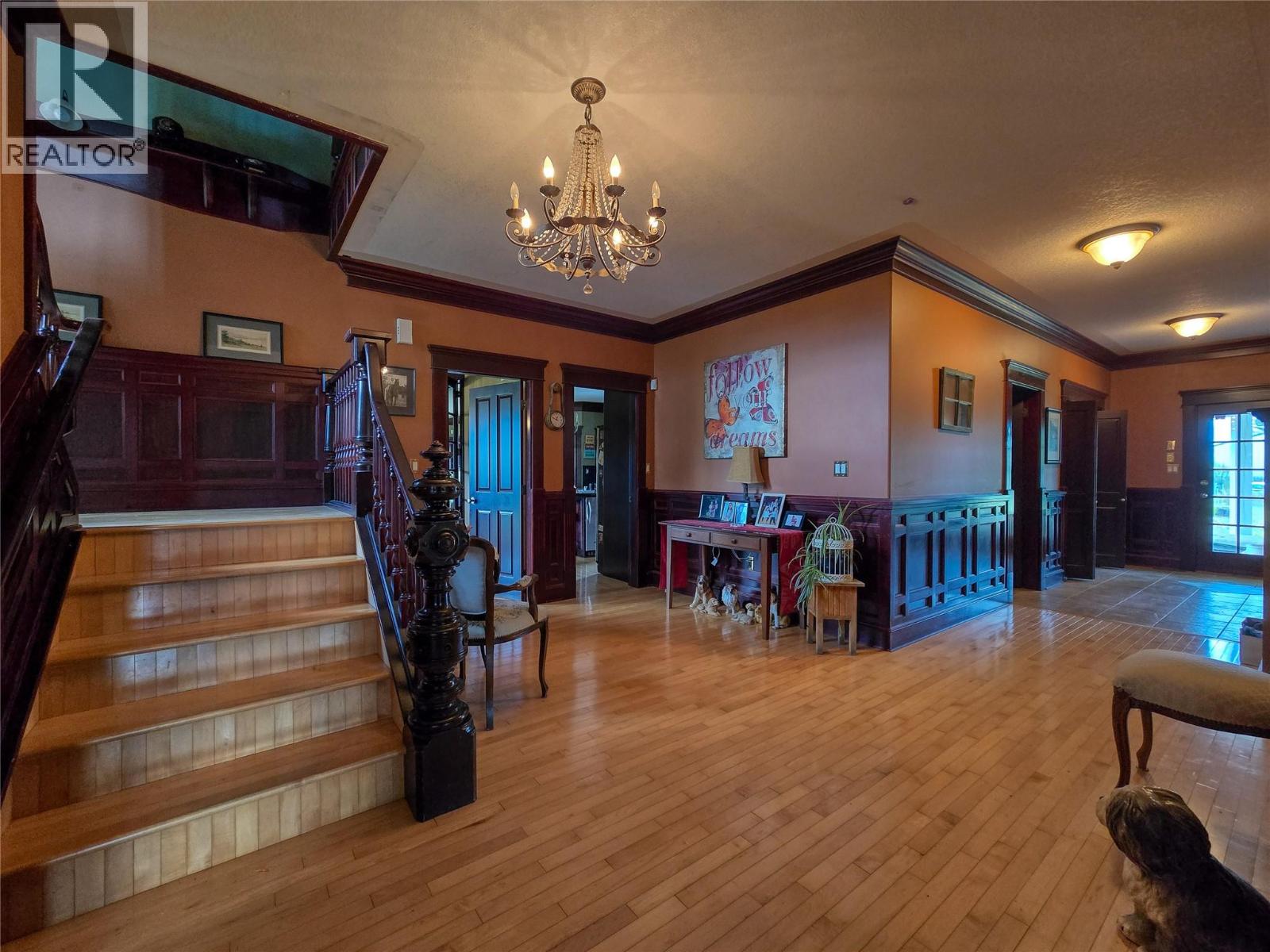 1018 5th Street, Invermere, British Columbia  V0A 1K0 - Photo 37 - 10401832