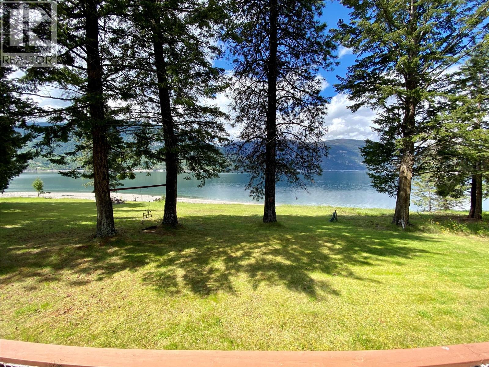 7180 Little Cayuse Creek Road, Castlegar, British Columbia  V1N 4V8 - Photo 1 - 10402292
