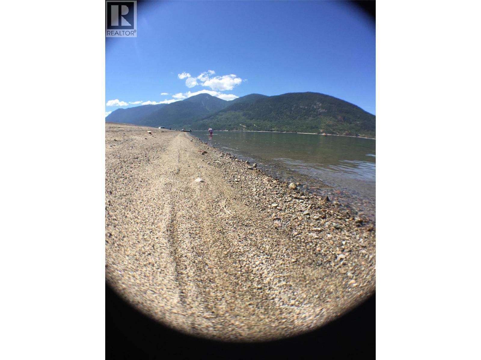 7180 Little Cayuse Creek Road, Castlegar, British Columbia  V1N 4V8 - Photo 11 - 10402292