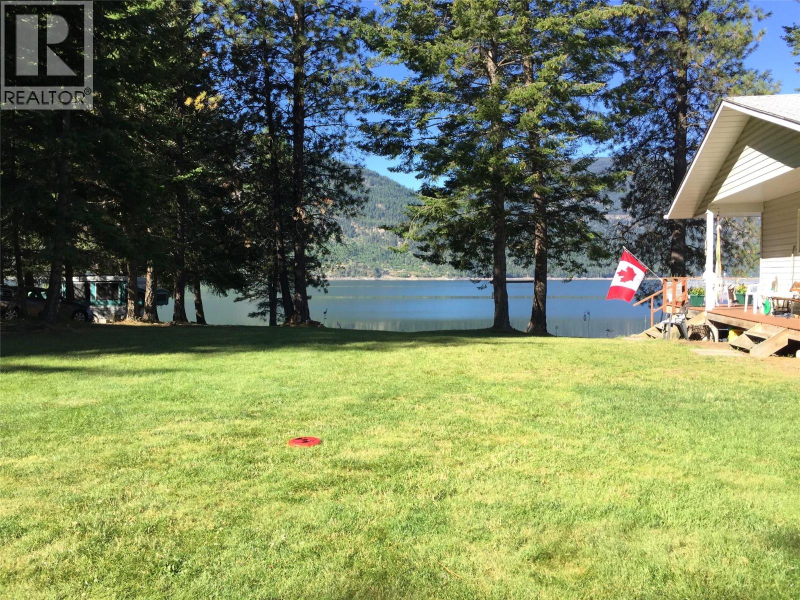 7180 Little Cayuse Creek Road, Castlegar, British Columbia  V1N 4V8 - Photo 2 - 10402292
