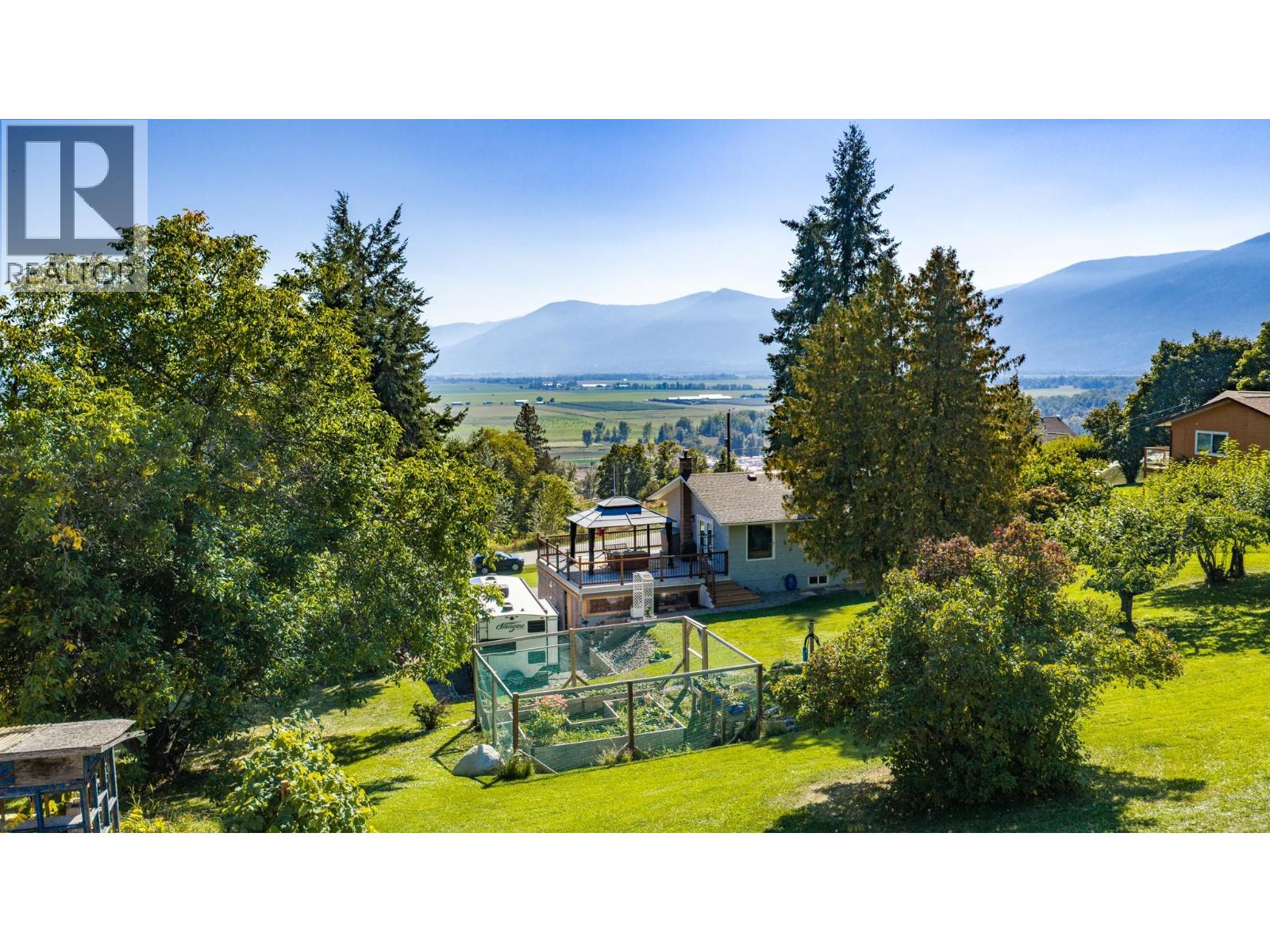 960 Monrose Road, Wynndel, British Columbia  V0B 2N2 - Photo 28 - 10401606