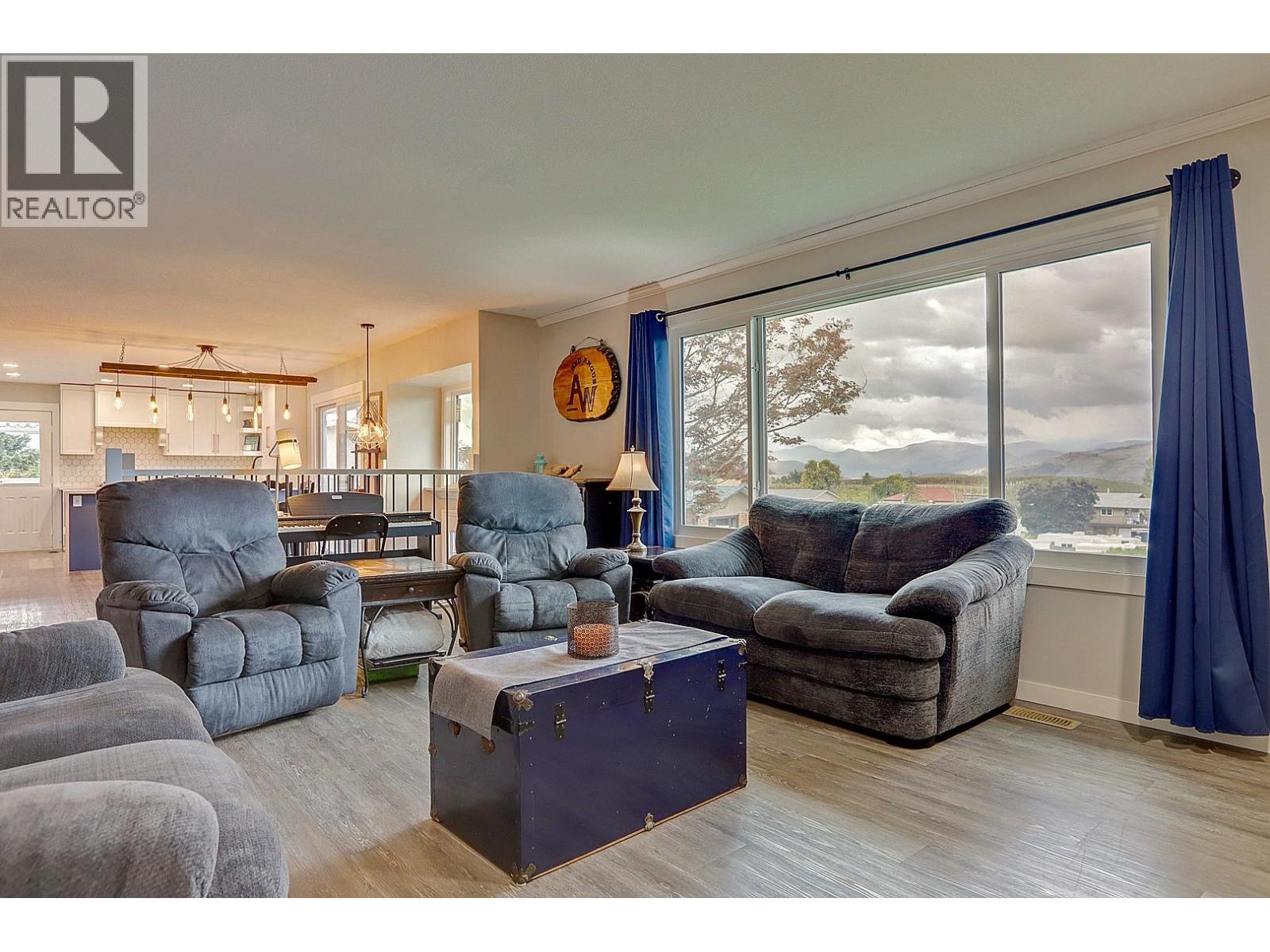 5723 Richards Crescent, Vernon, British Columbia  V1B 3R1 - Photo 19 - 10402331