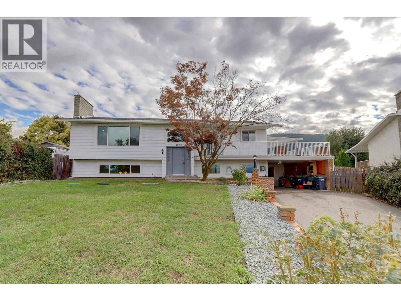 5723 Richards Crescent, Vernon, British Columbia  V1B 3R1 - Photo 2 - 10402331