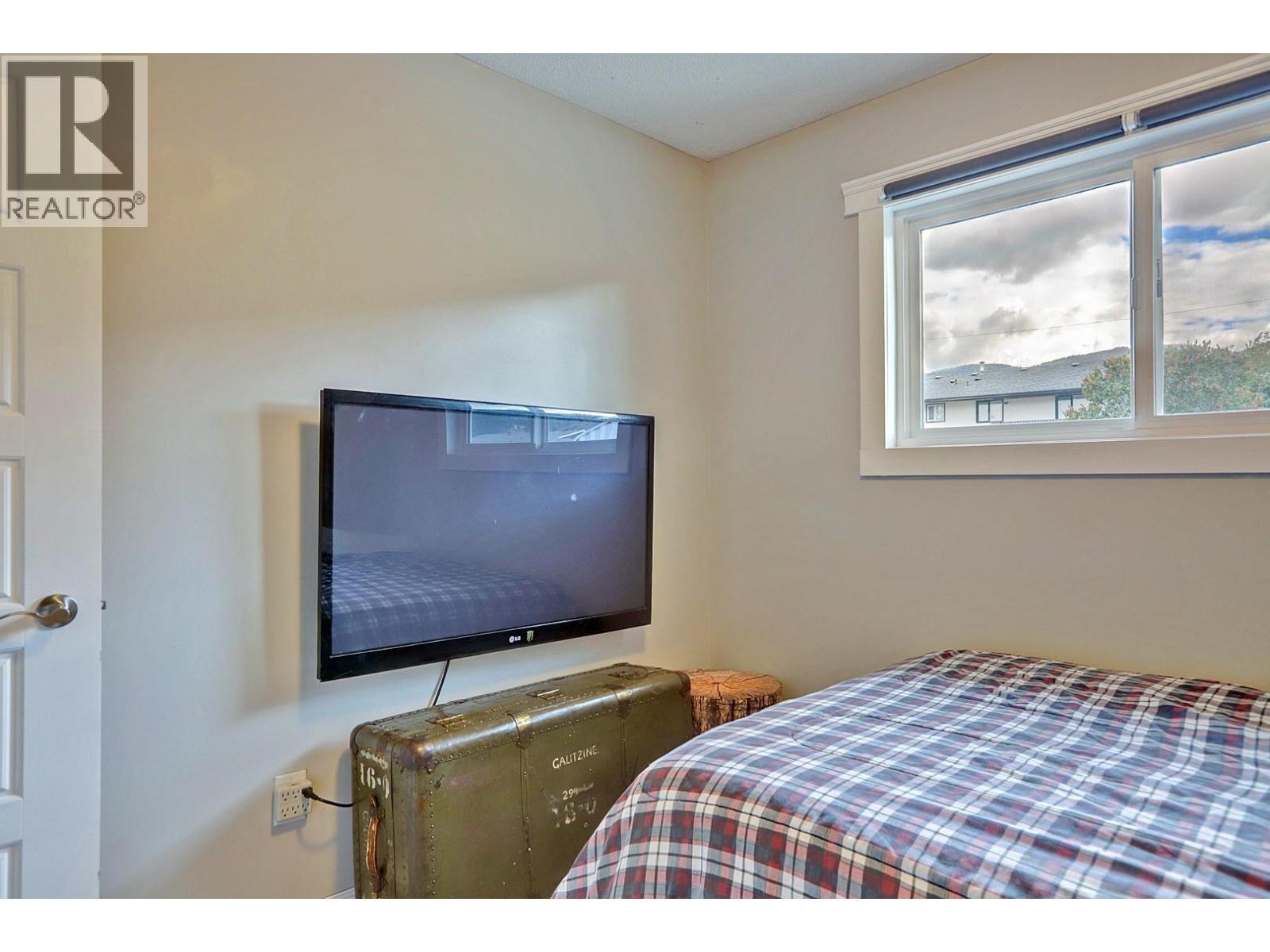 5723 Richards Crescent, Vernon, British Columbia  V1B 3R1 - Photo 35 - 10402331