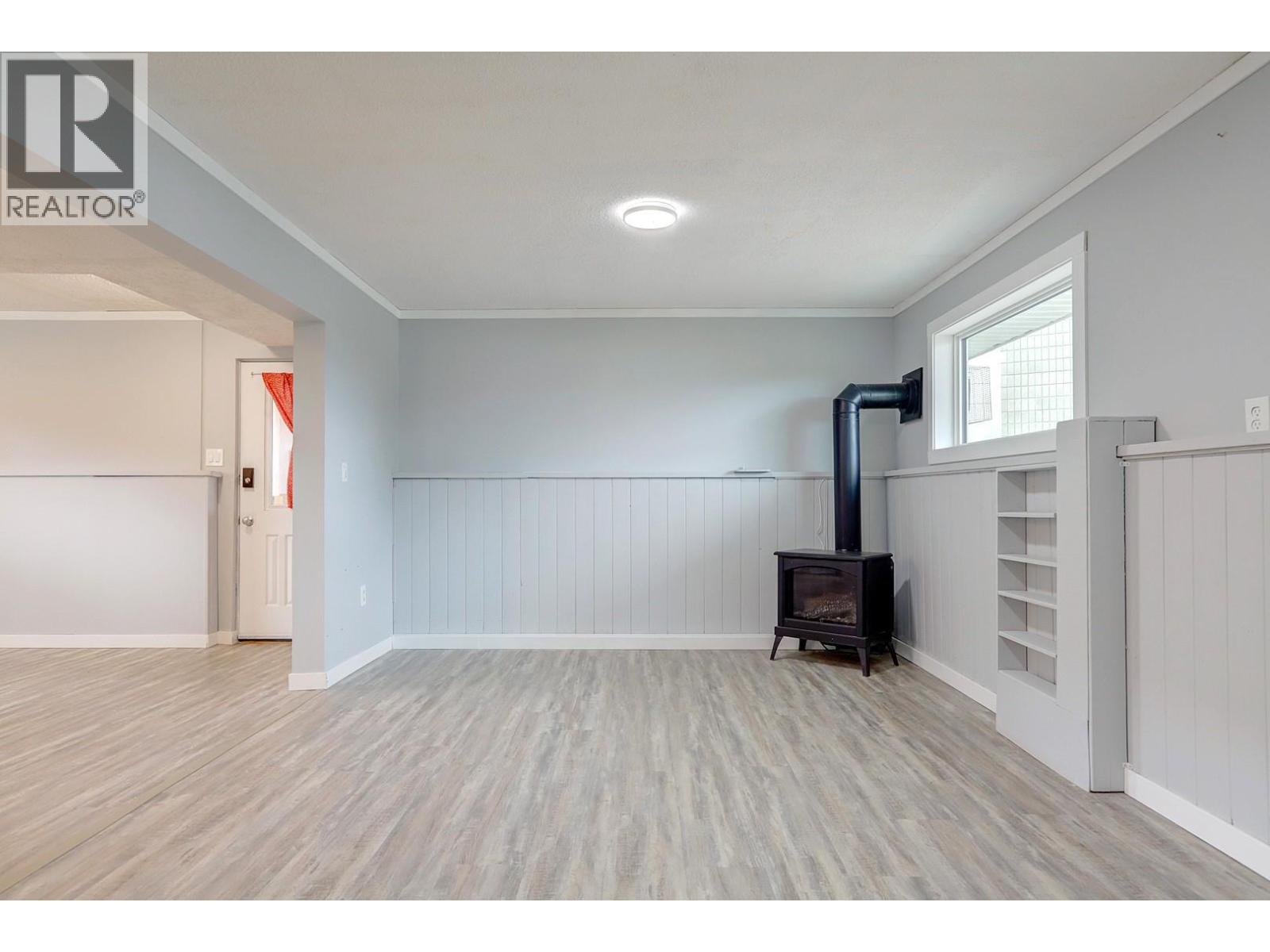 5723 Richards Crescent, Vernon, British Columbia  V1B 3R1 - Photo 40 - 10402331