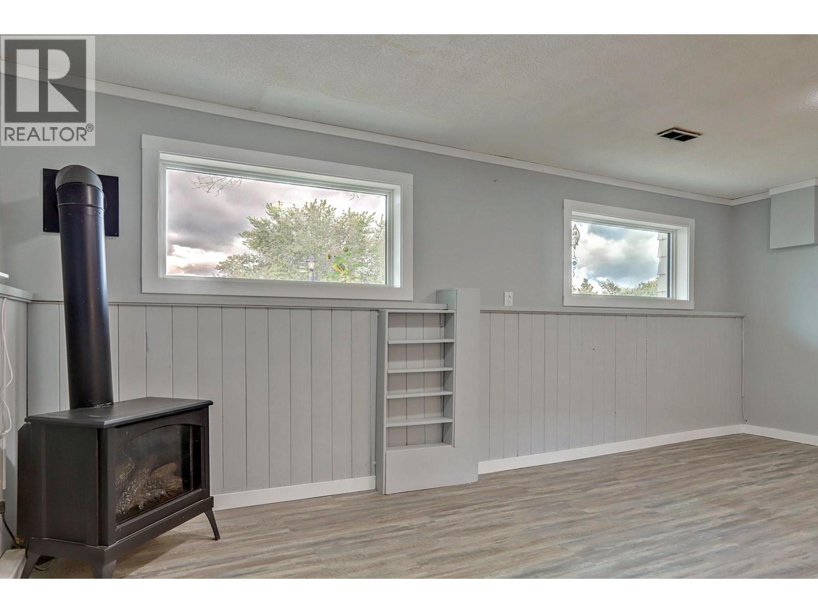 5723 Richards Crescent, Vernon, British Columbia  V1B 3R1 - Photo 44 - 10402331