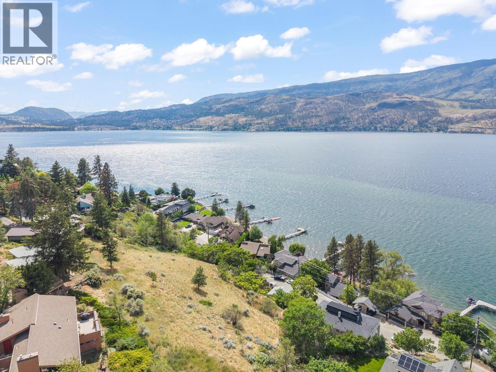 345 Poplar Point Drive, Kelowna, British Columbia  V1Y 1Y2 - Photo 5 - 10402407