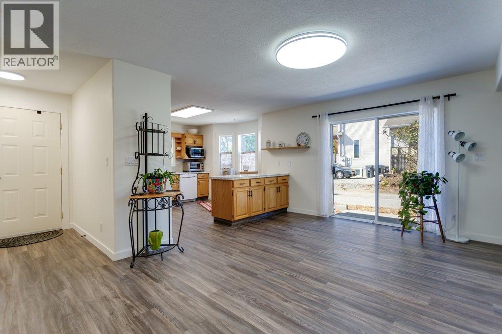 9702 Sargeant Street, Summerland, British Columbia  V0H 1Z3 - Photo 14 - 10402228