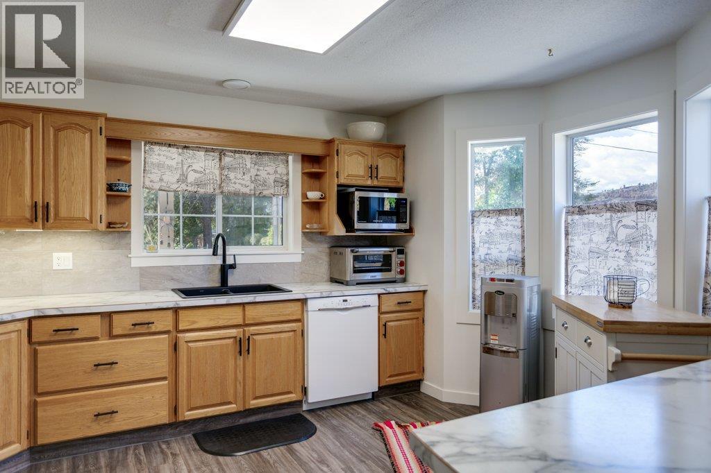 9702 Sargeant Street, Summerland, British Columbia  V0H 1Z3 - Photo 18 - 10402228