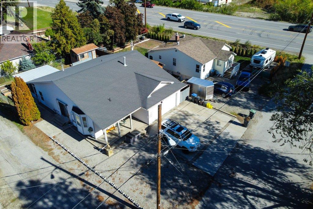9702 Sargeant Street, Summerland, British Columbia  V0H 1Z3 - Photo 3 - 10402228