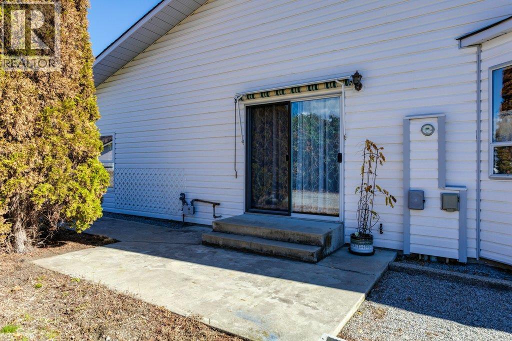 9702 Sargeant Street, Summerland, British Columbia  V0H 1Z3 - Photo 42 - 10402228