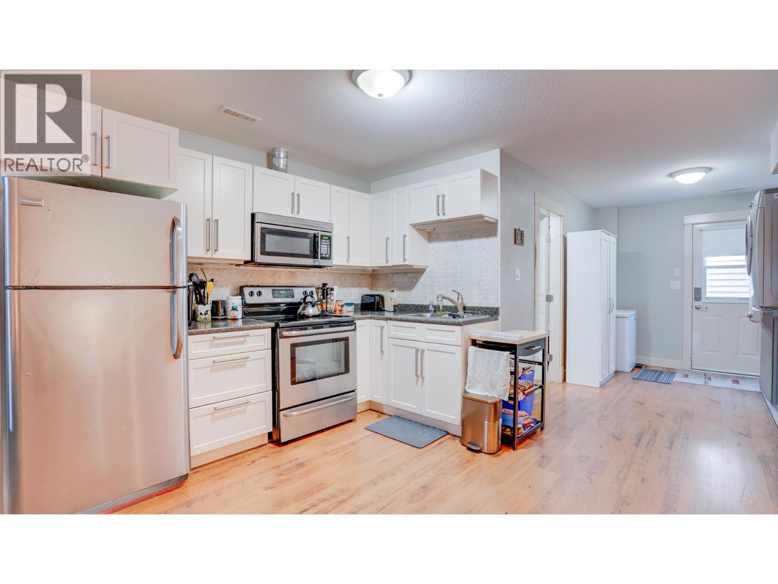 929 Mount Grady Court, Vernon, British Columbia  V1B 4B6 - Photo 32 - 10402427
