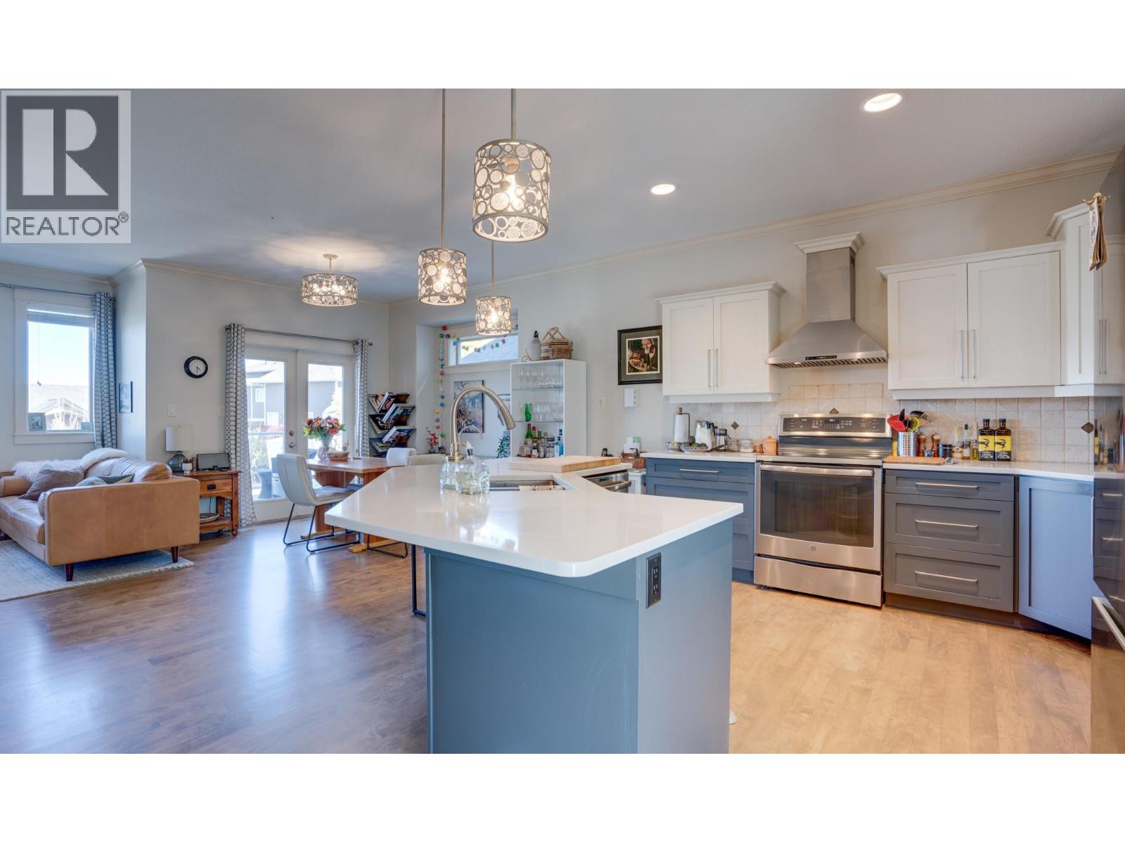929 Mount Grady Court, Vernon, British Columbia  V1B 4B6 - Photo 9 - 10402427