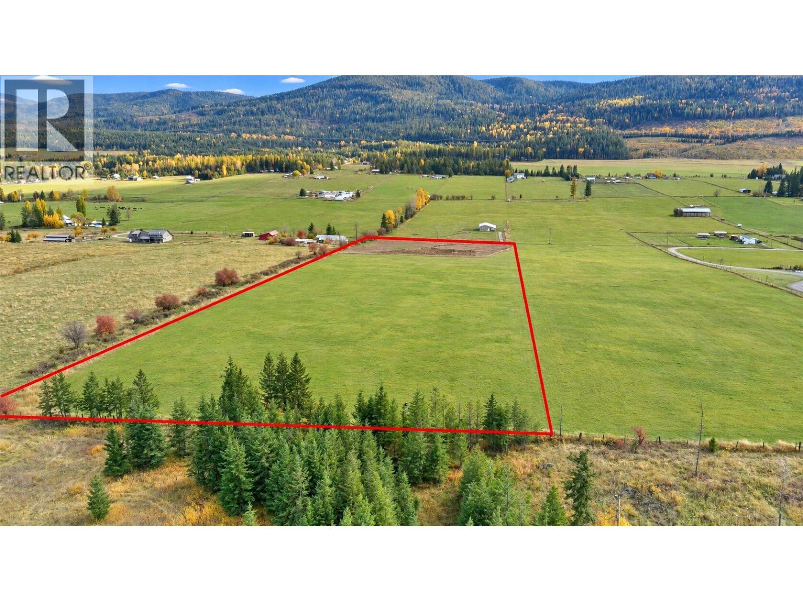 180 Mitchell Road, Cherryville, British Columbia  V0E 2G3 - Photo 1 - 10402403