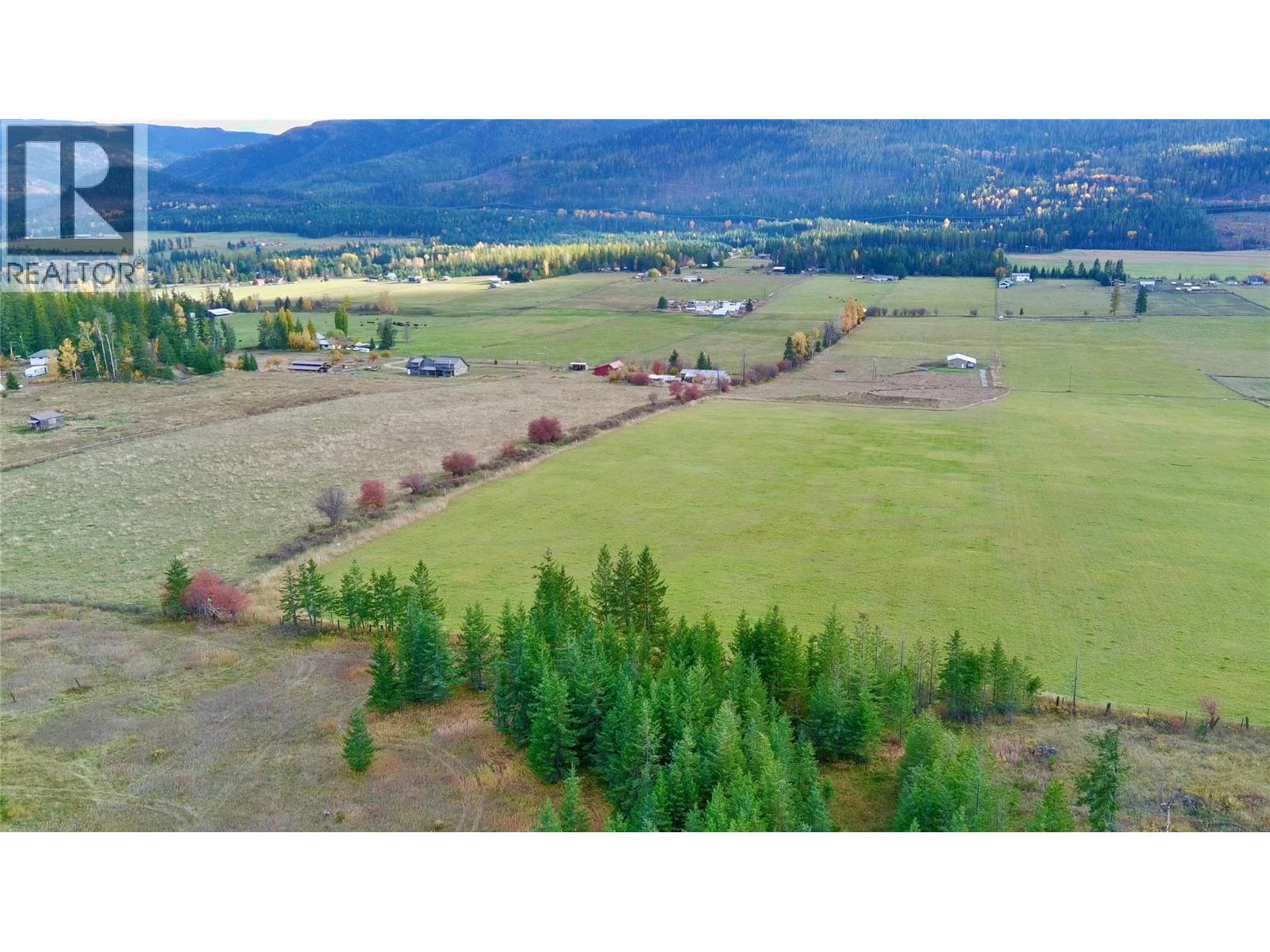180 Mitchell Road, Cherryville, British Columbia  V0E 2G3 - Photo 5 - 10402403