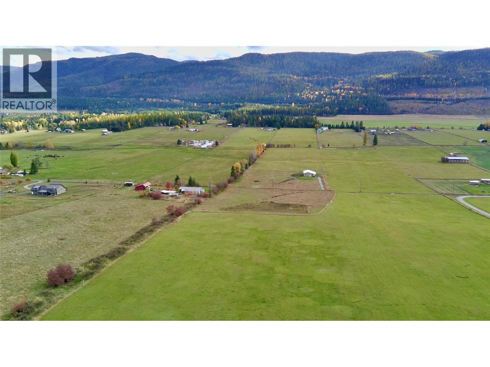180 Mitchell Road, Cherryville, British Columbia  V0E 2G3 - Photo 8 - 10402403
