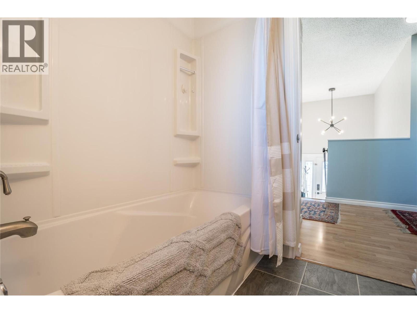 184 Mcgraw Court, Penticton, British Columbia  V2A 6Y6 - Photo 22 - 10402293