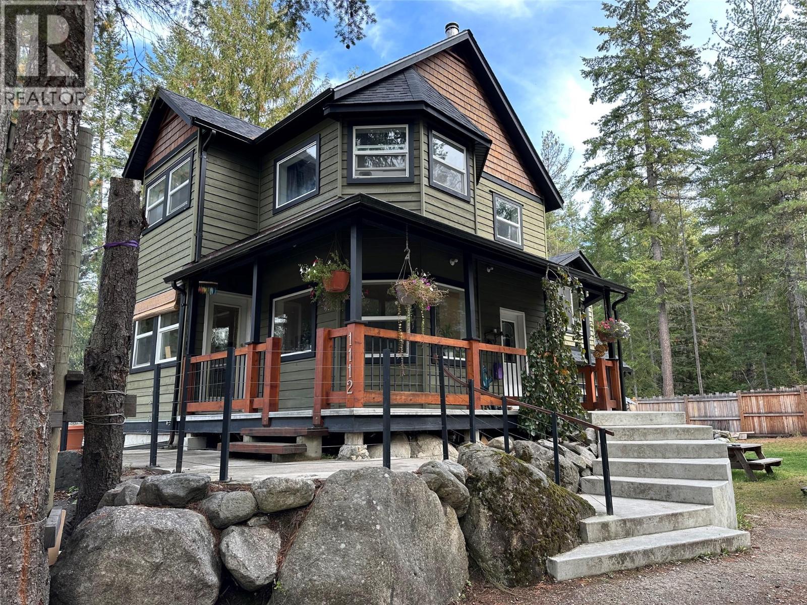 1112 Hume Street, Slocan, British Columbia  V0G 2C0 - Photo 2 - 10402435