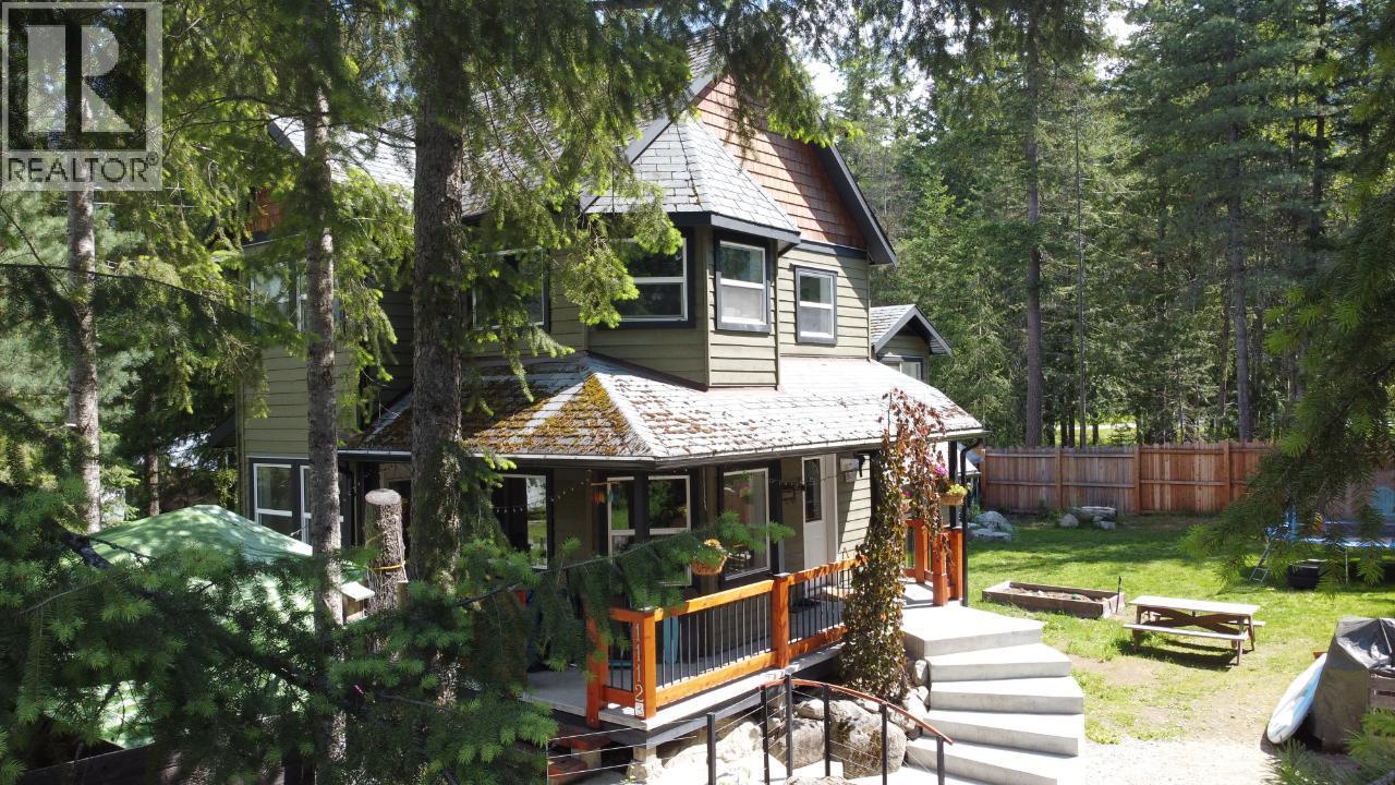 1112 Hume Street, Slocan, British Columbia  V0G 2C0 - Photo 43 - 10402435