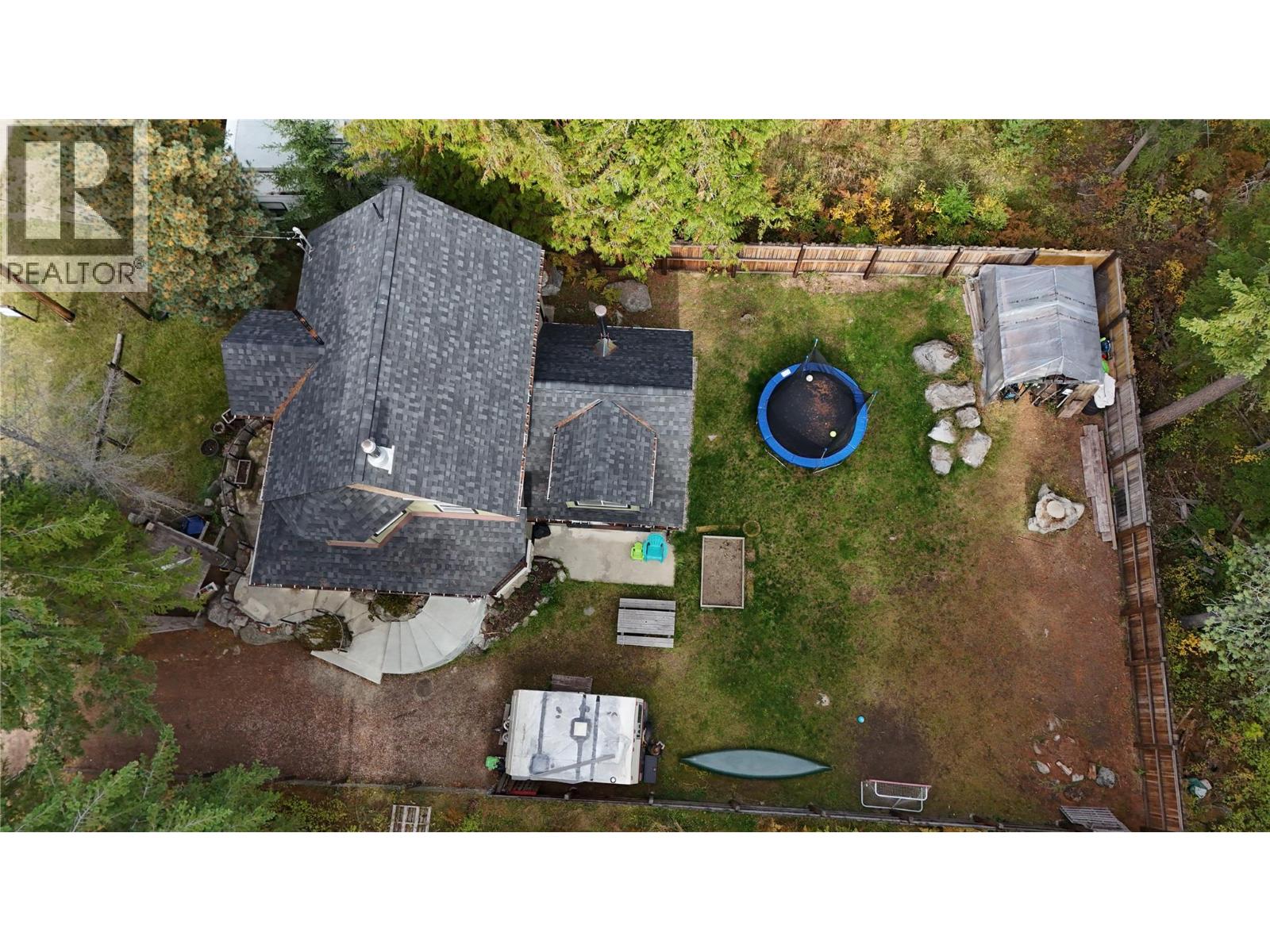 1112 Hume Street, Slocan, British Columbia  V0G 2C0 - Photo 51 - 10402435