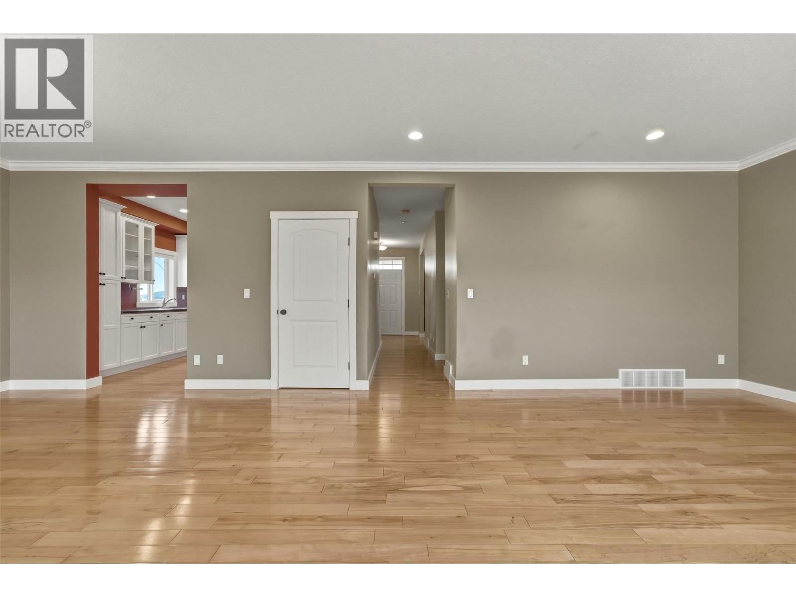 479 Middleton Way, Coldstream, British Columbia  V1B 3Z7 - Photo 16 - 10402413