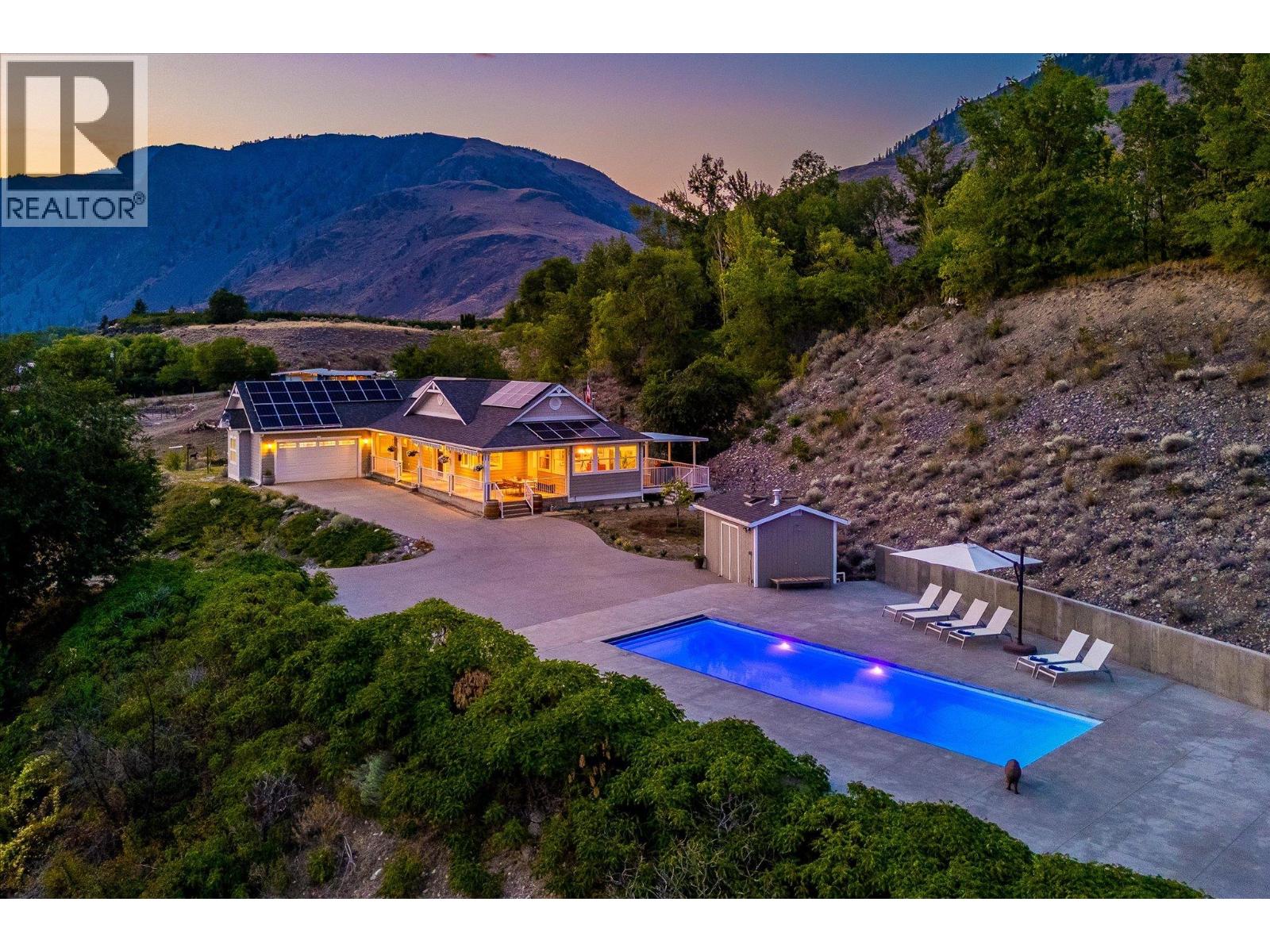 802 Coulthard Road, Cawston, British Columbia  V0X 1C2 - Photo 1 - 10402252