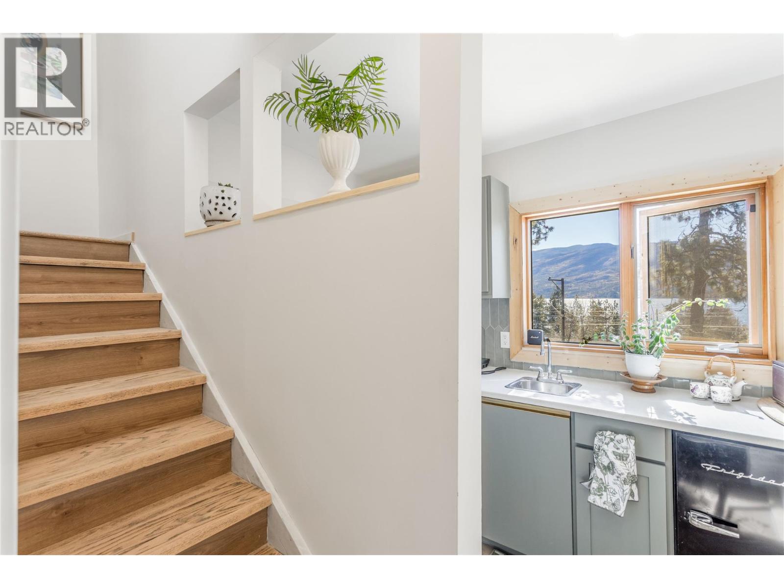 3991 Desert Pines Avenue, Peachland, British Columbia  V0H 1X2 - Photo 46 - 10402199