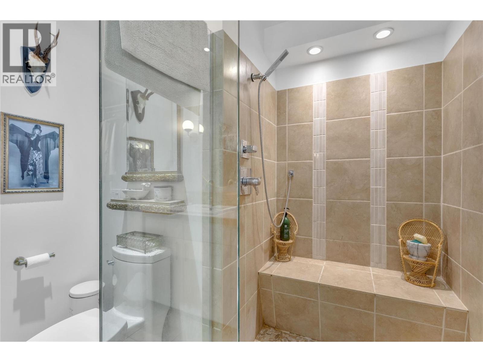 3991 Desert Pines Avenue, Peachland, British Columbia  V0H 1X2 - Photo 5 - 10402199