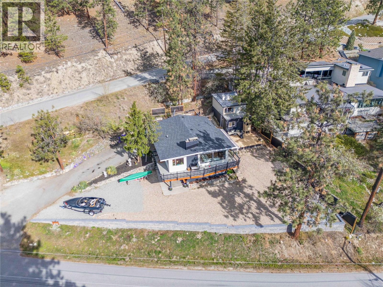 3991 Desert Pines Avenue, Peachland, British Columbia  V0H 1X2 - Photo 9 - 10402199