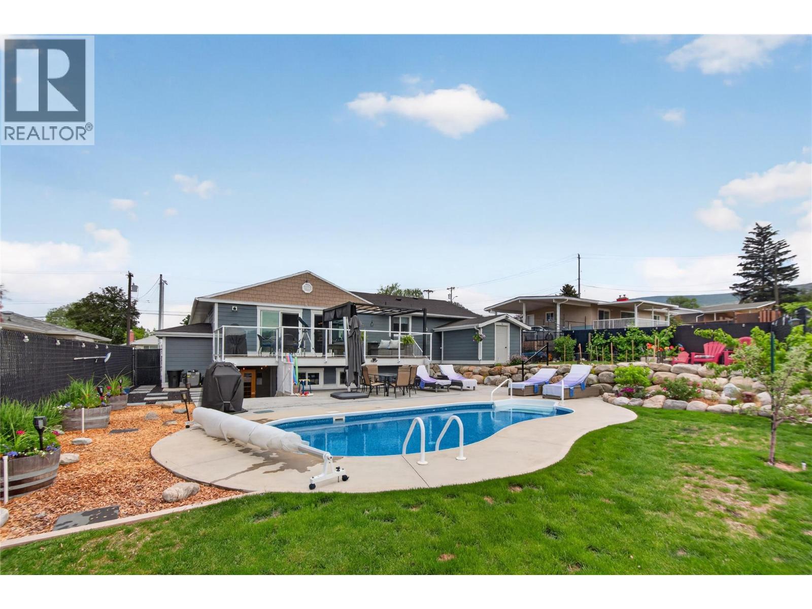 1070 Maccleave Avenue, Penticton, British Columbia  V2A 3C6 - Photo 30 - 10402386