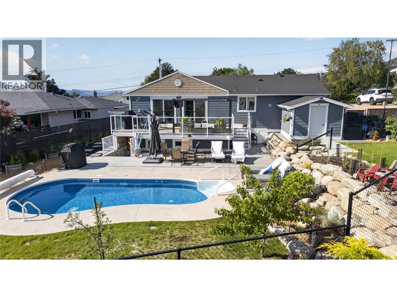 1070 Maccleave Avenue, Penticton, British Columbia  V2A 3C6 - Photo 8 - 10402386