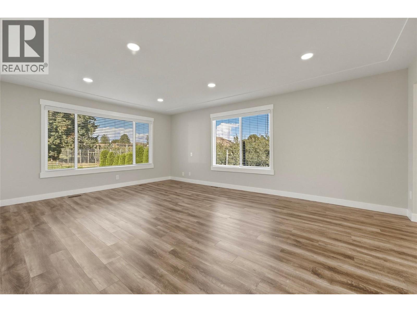 7701 Birch Lane, Coldstream, British Columbia  V1B 1P1 - Photo 4 - 10402304