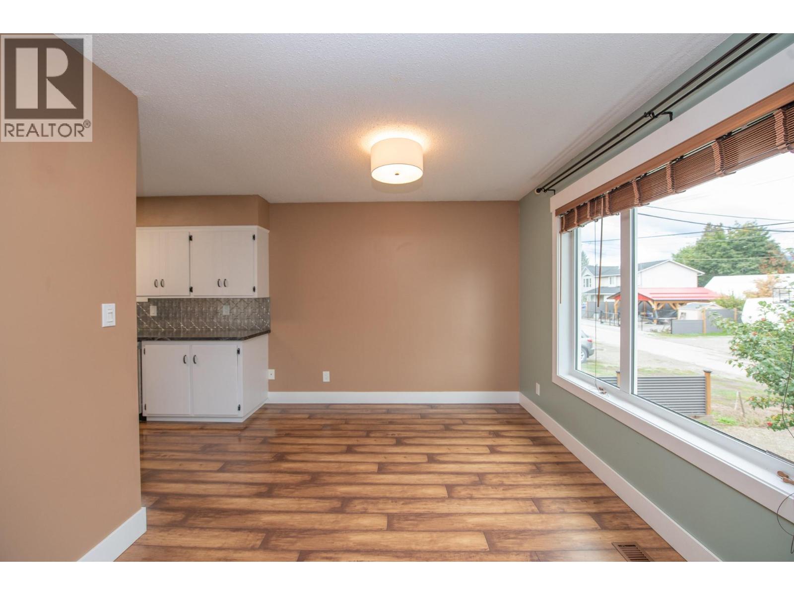 2855 Burns Avenue, Armstrong, British Columbia  V0E 1B1 - Photo 13 - 10402122