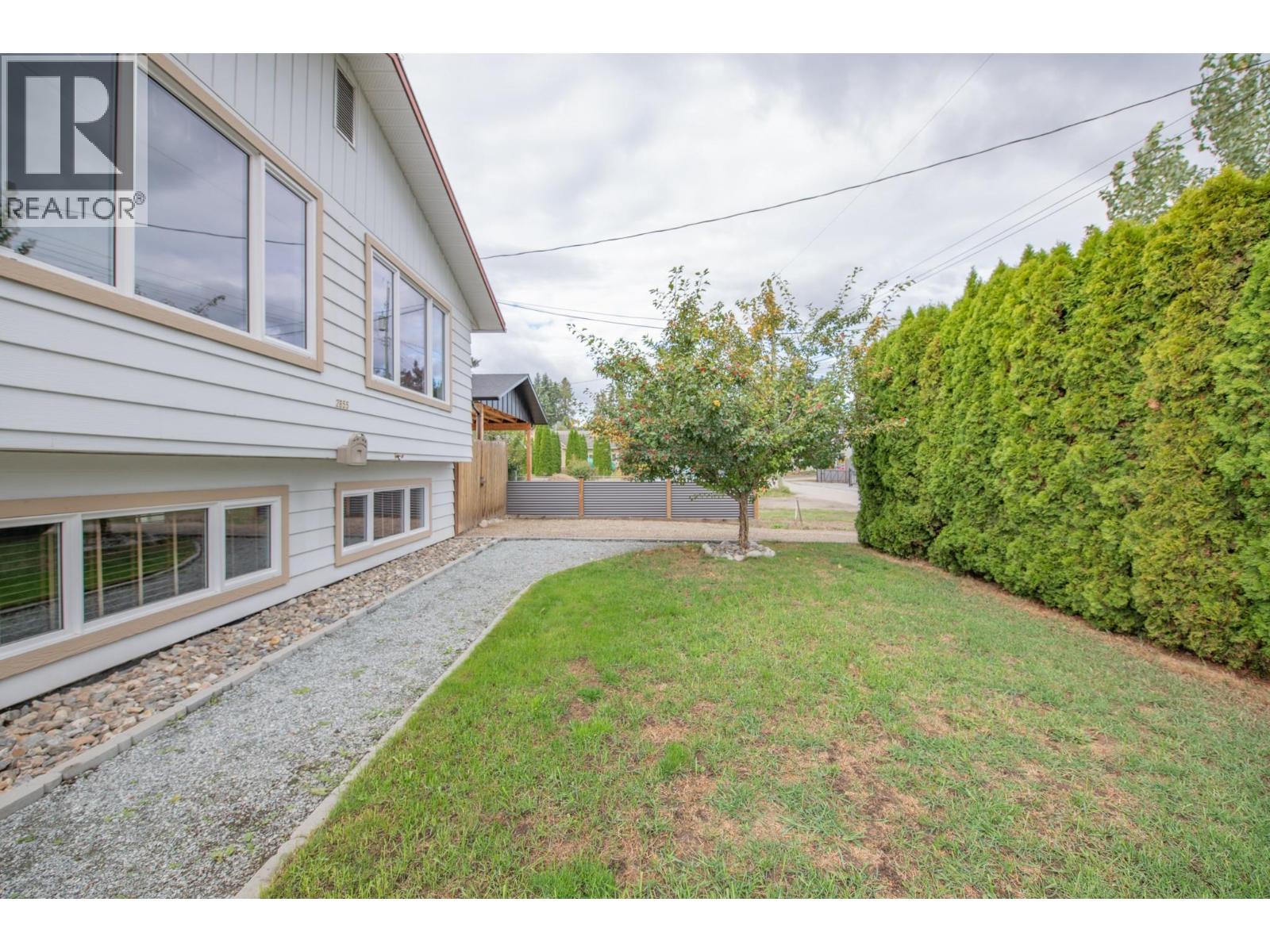2855 Burns Avenue, Armstrong, British Columbia  V0E 1B1 - Photo 43 - 10402122