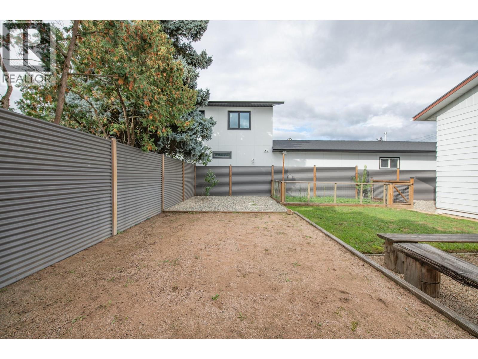 2855 Burns Avenue, Armstrong, British Columbia  V0E 1B1 - Photo 49 - 10402122