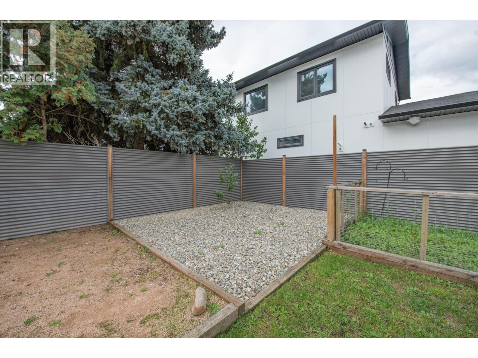 2855 Burns Avenue, Armstrong, British Columbia  V0E 1B1 - Photo 56 - 10402122
