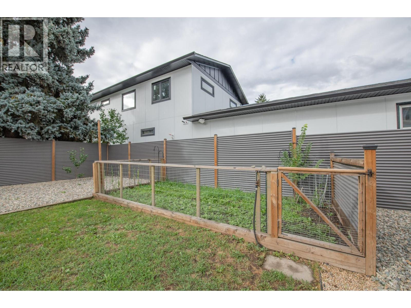 2855 Burns Avenue, Armstrong, British Columbia  V0E 1B1 - Photo 64 - 10402122