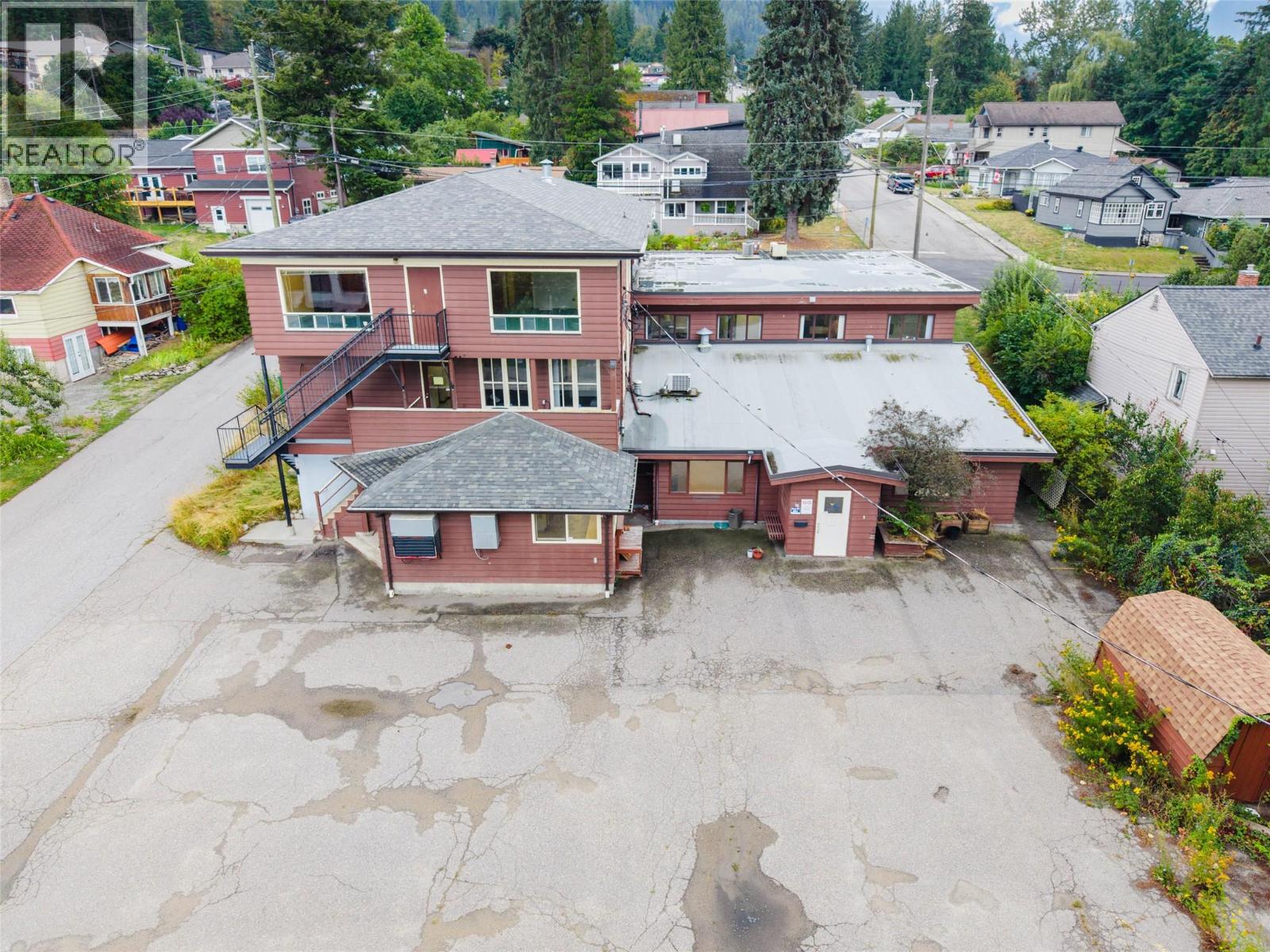 905-909 Gordon Street, Nelson, British Columbia  V1L 3L8 - Photo 2 - 10400492