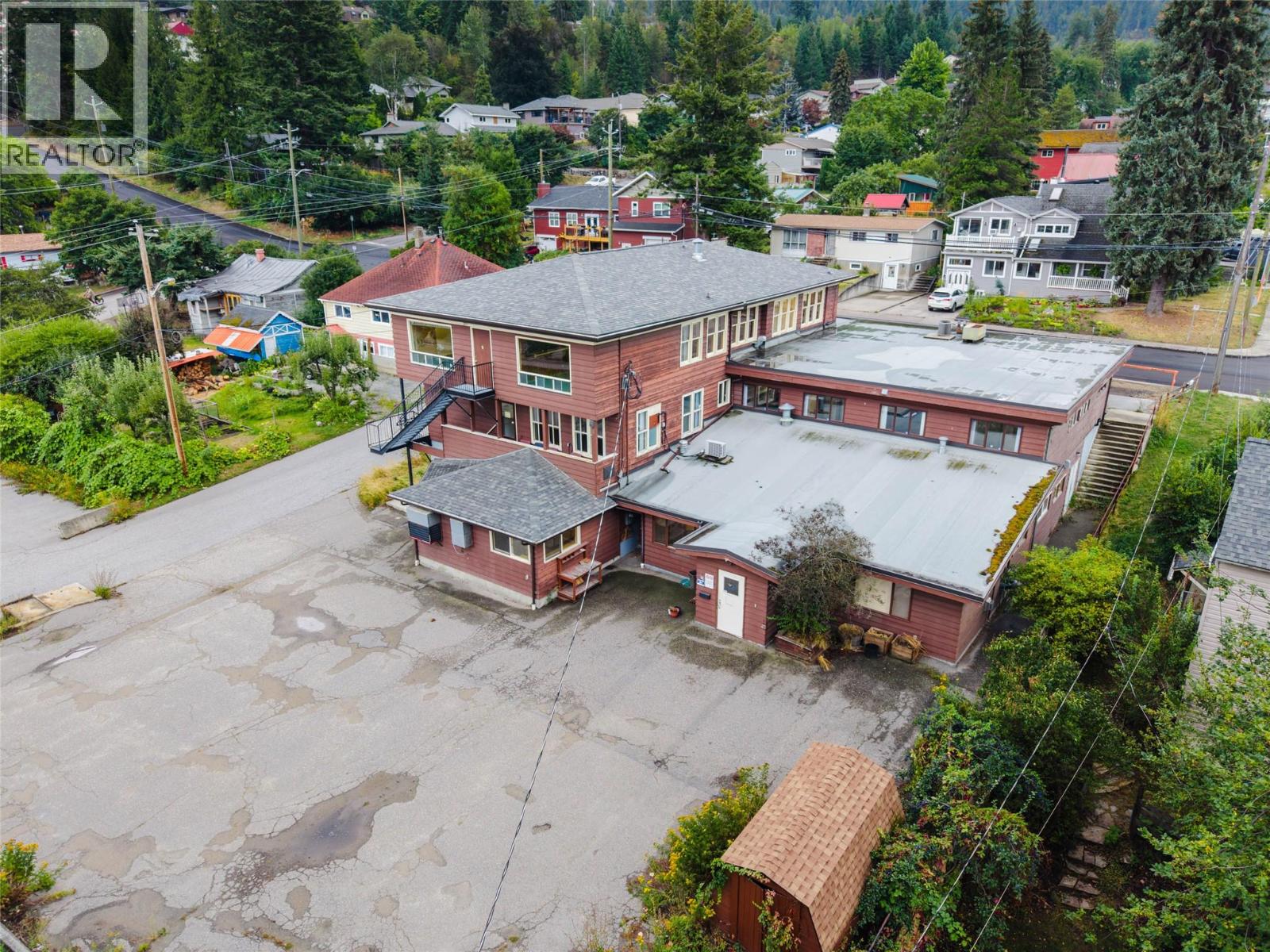 905-909 Gordon Street, Nelson, British Columbia  V1L 3L8 - Photo 3 - 10400492