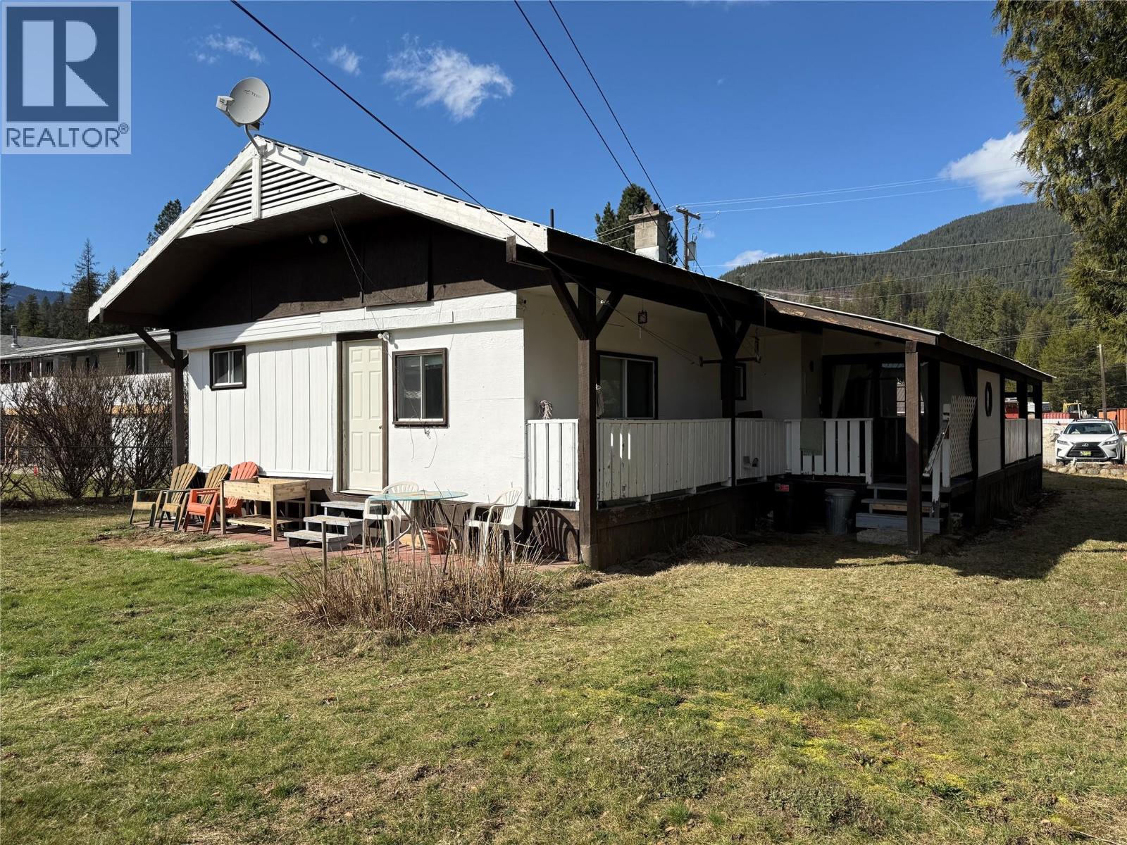 1021 Garden Road, South Slocan, British Columbia  V0G 2G1 - Photo 7 - 10402434