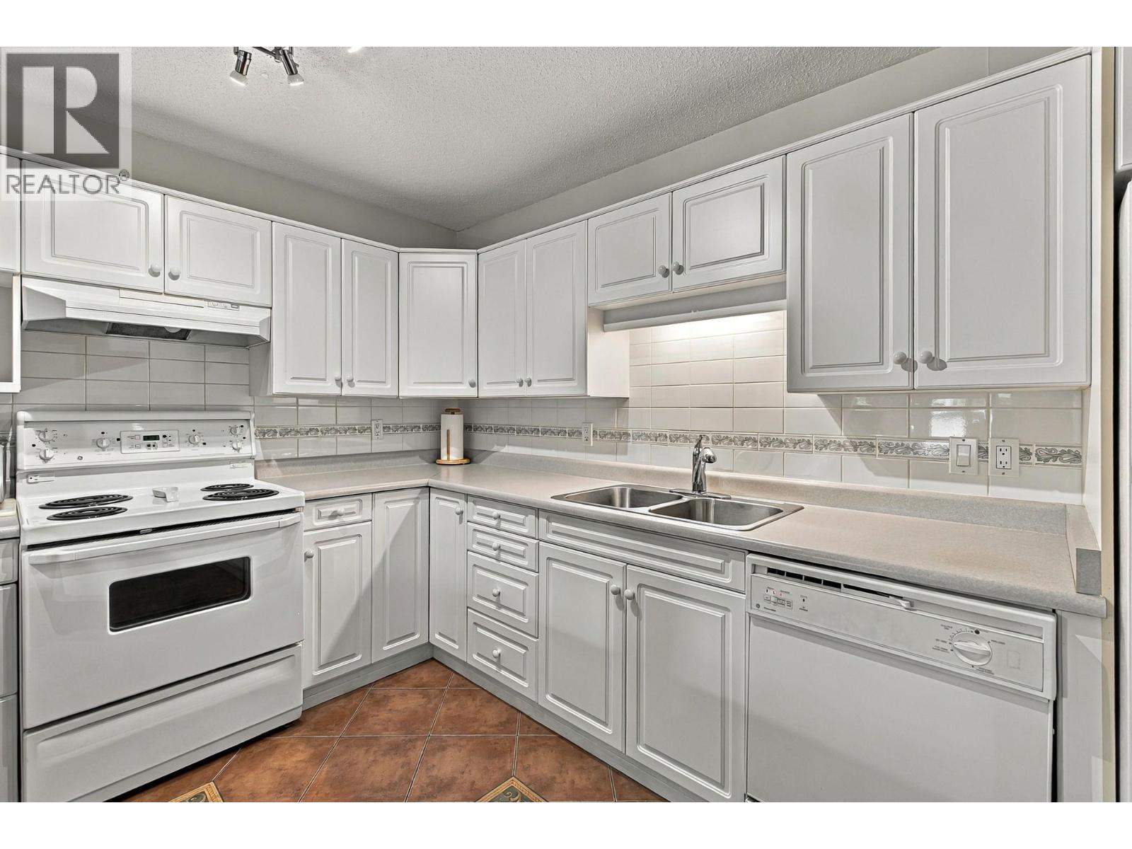 3870 Brown Road Unit# 114 Lot# 14, West Kelowna, British Columbia  V4T 2J5 - Photo 9 - 10402324