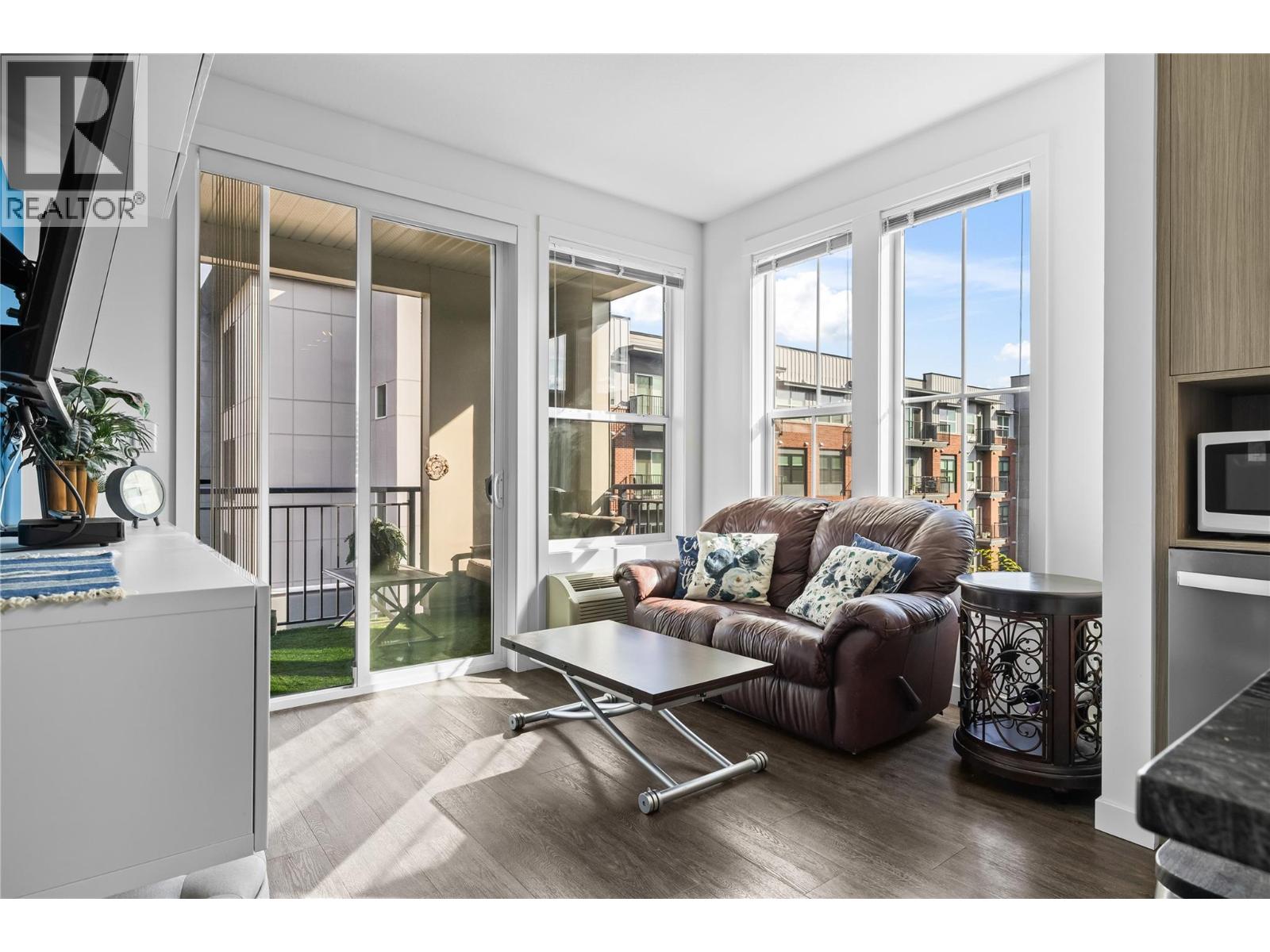 1770 Richter Street Unit# Ph 18, Kelowna, British Columbia  V1Y 0E6 - Photo 12 - 10402444