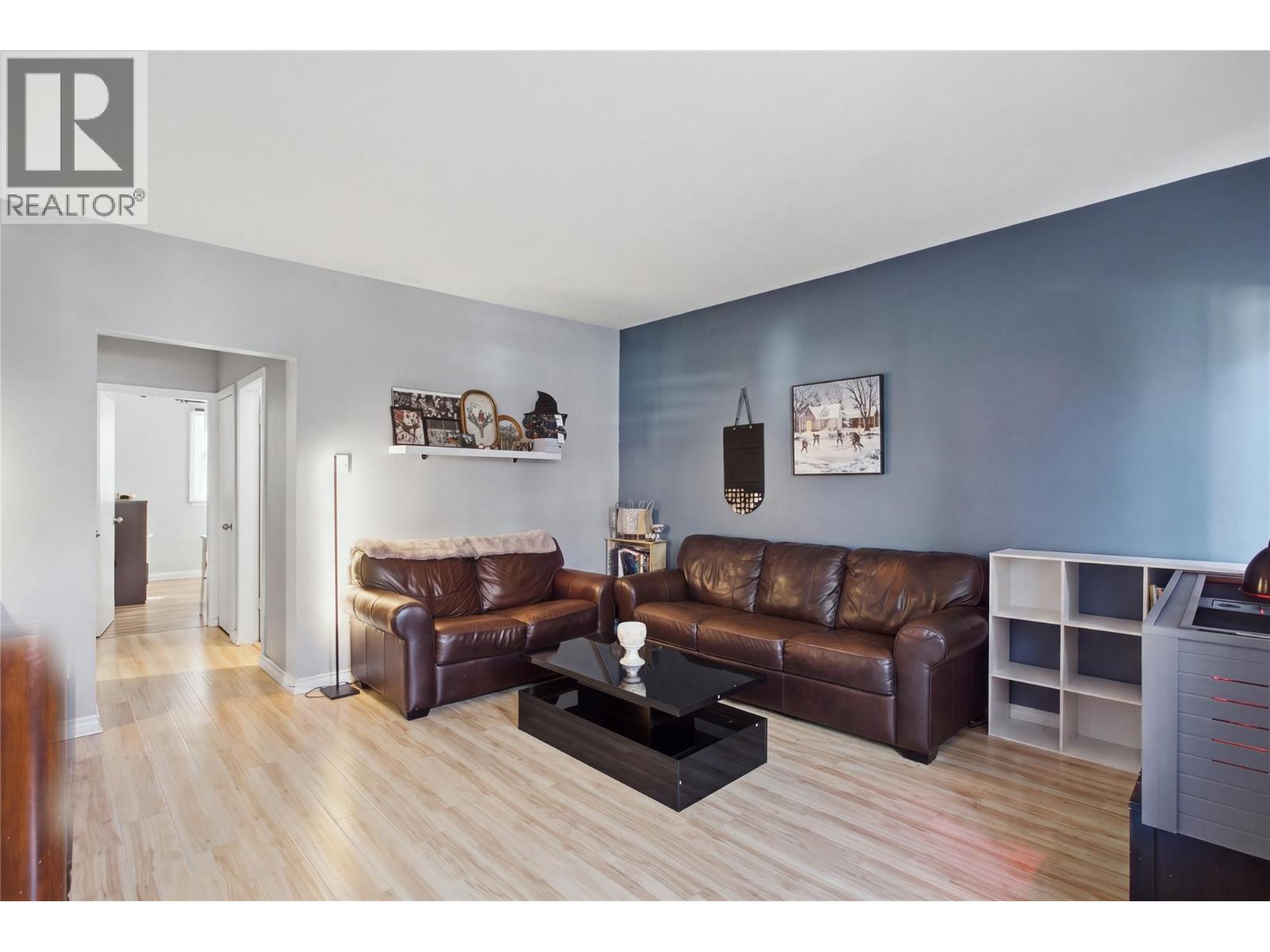2231/2233 Valleyview Drive, Kamloops, British Columbia  V2C 4C8 - Photo 32 - 10402451