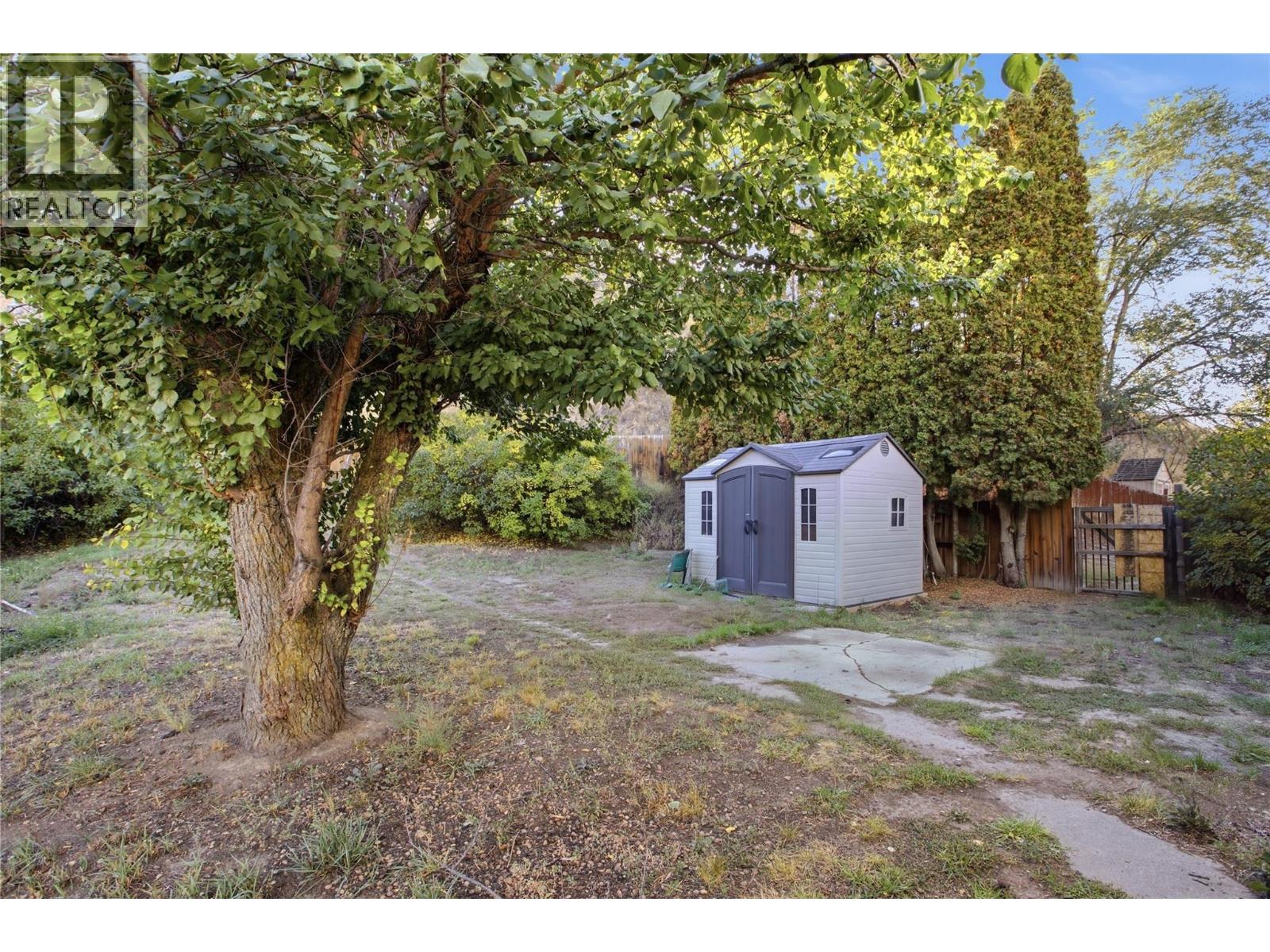 2231/2233 Valleyview Drive, Kamloops, British Columbia  V2C 4C8 - Photo 34 - 10402451