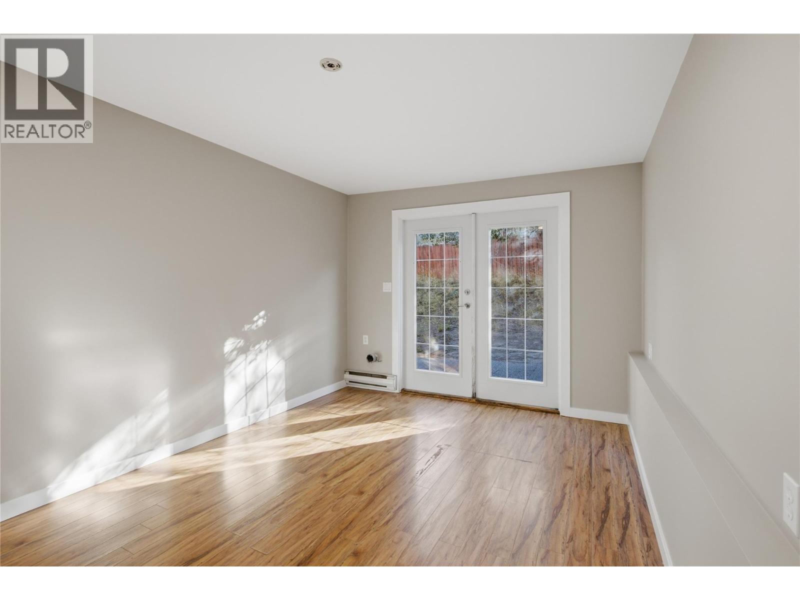 2231/2233 Valleyview Drive, Kamloops, British Columbia  V2C 4C8 - Photo 8 - 10402451