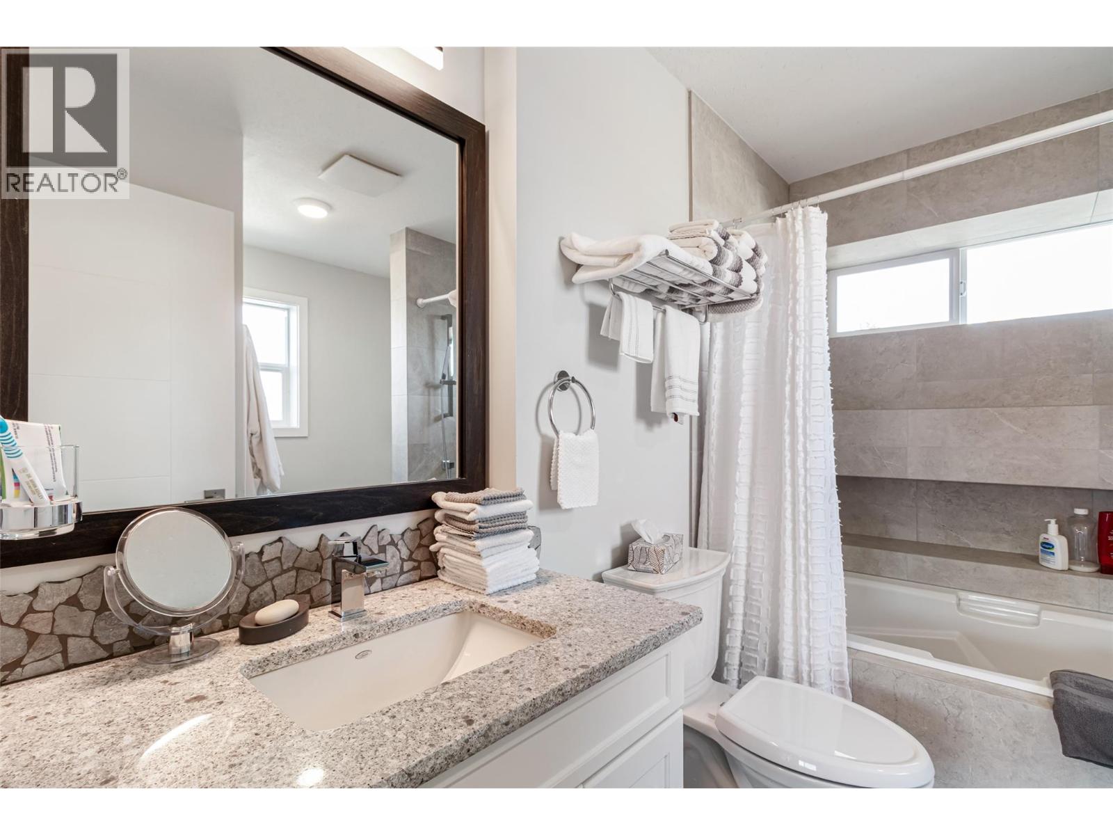 4029 Belmont Road, Kelowna, British Columbia  V1W 2Z2 - Photo 30 - 10402433