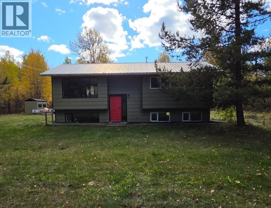 6082 Centennial Road W, Moberly Lake, British Columbia  V0C 1X0 - Photo 51 - 10402361