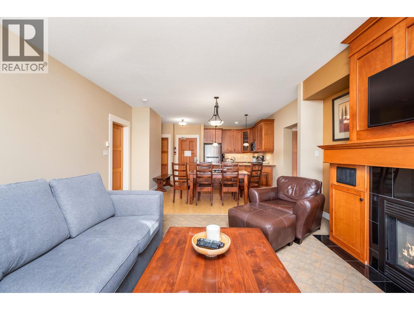 170 Silver Lode Lane Lane Unit# 304, Silver Star, British Columbia  V1B 3M1 - Photo 10 - 10401720